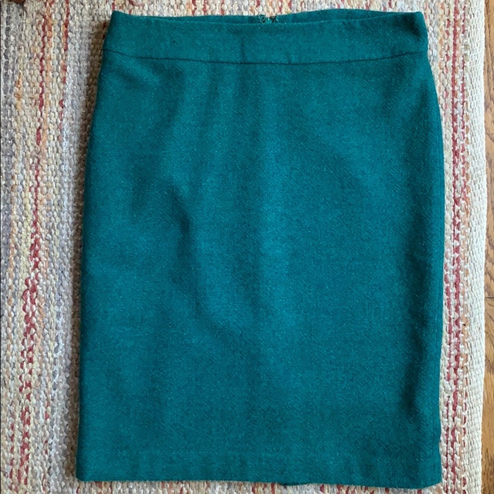 Fabulous kelly green skirt